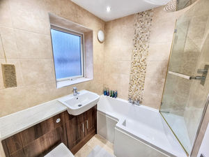 Photo 1- click for photo gallery